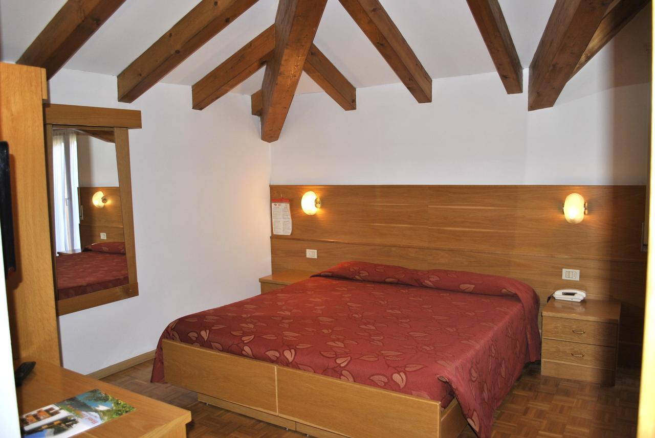 Hotel Zurigo Мольвено Экстерьер фото