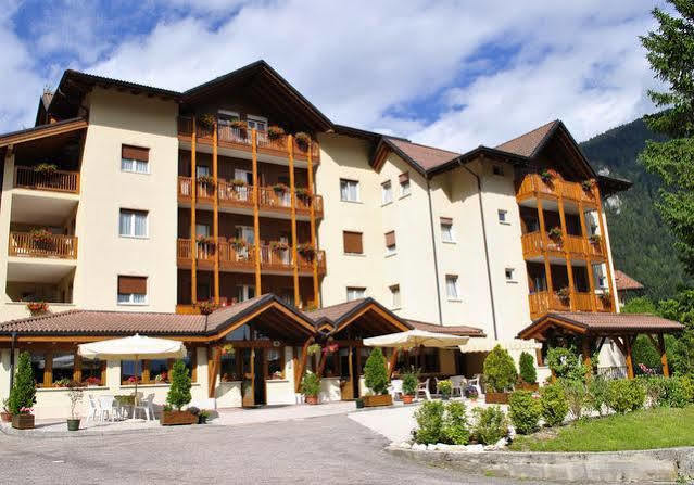 Hotel Zurigo Мольвено Экстерьер фото